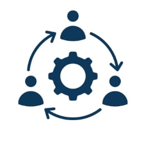 Collaboration en équipe avec engrenage central.
